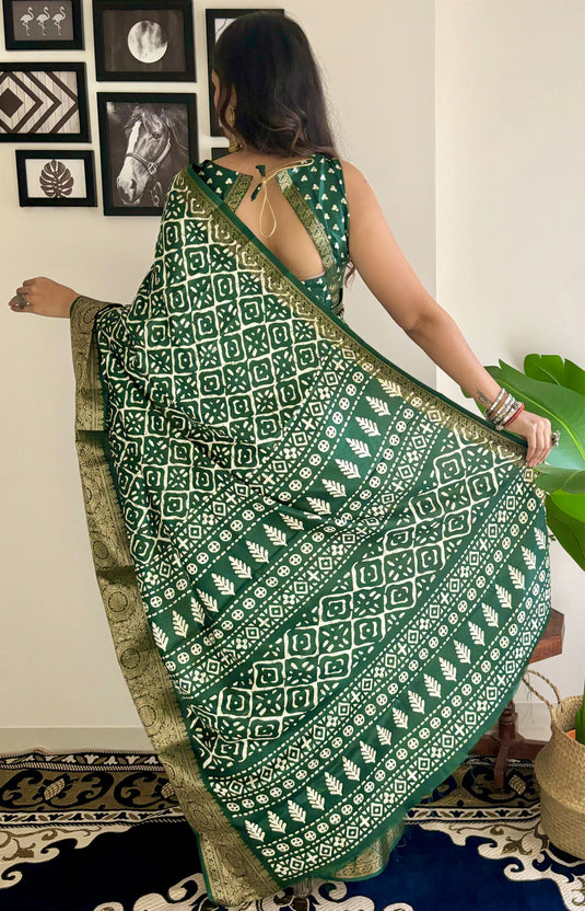 Villagius Partywear Pashmina Silk Saree - Buy @ ₹1499. Apply Code VILLA25 at checkout