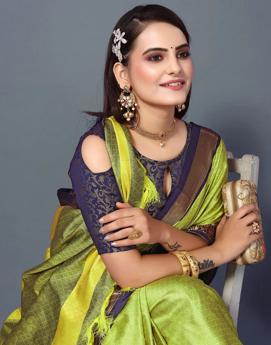 Villagius Jaccard Jaccard Embellished Zari Work Partywear Cotton Silk Lime Colour Rubina_Lemonnavy Saree